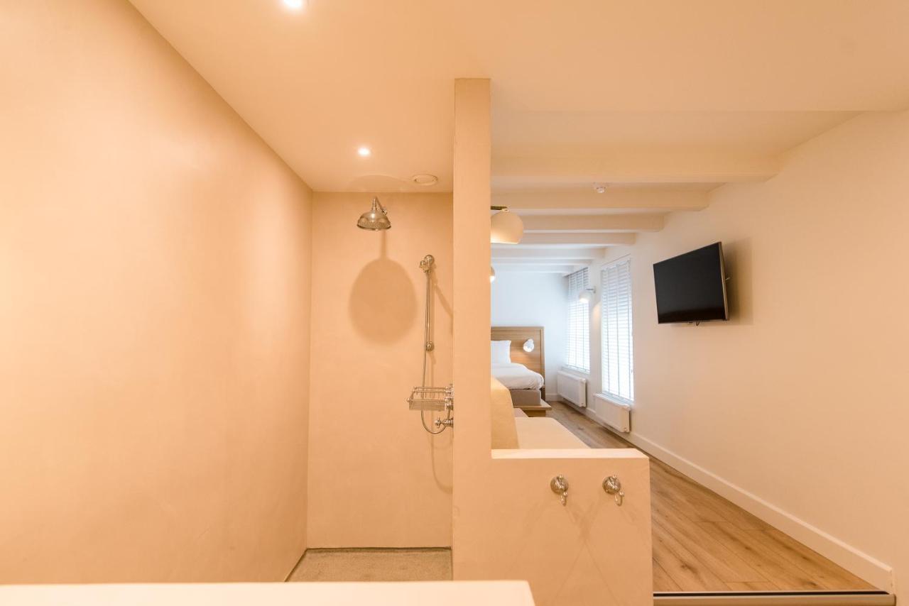 Fietshotel Zee Van Tijd Holwerd Eksteriør billede